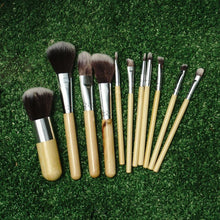 Lihat gambar sebagai galeri, Bamboo Brush Makeup Set 11pcs Kuas Kabuki
