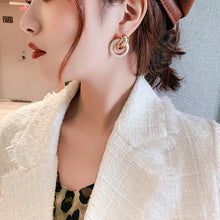 Lihat gambar sebagai galeri, Anting Model Retro Geometric Earrings Korean Style
