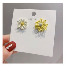 Lihat gambar sebagai galeri, Anting Daisy Flower Warna-Warni Korean Earrings

