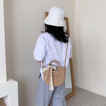 Lihat gambar sebagai galeri, Tas Selempang Wanita Bahan Anyaman Rotan Sintetis Dengan Pita Sling Bag Import Wanita

